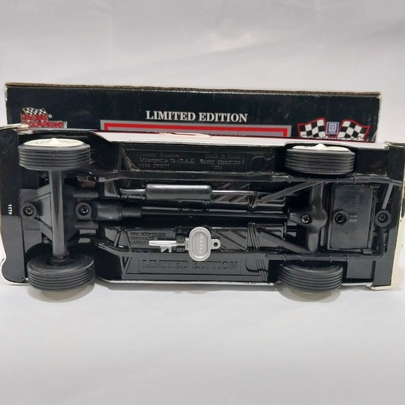 Racing Champions Dale Earnhardt 1955 Chevy Delivery 1/25 Diecast Bank #N071 - Picture 9 of 14